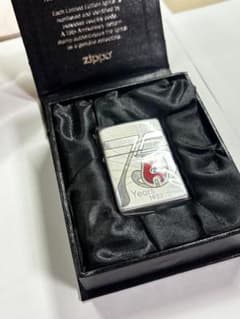 zippo オイルライター　75周年記念　シルバーカラー　新品未使用のサムネイル
