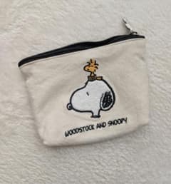 スヌーピー ウッドストック 刺繍 ポーチのサムネイル