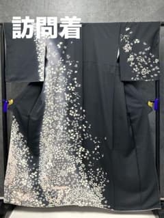 ミキティ様御専用。IB-1 訪問着 黒色 絞り　桜　暈し　刺繍　しつけ 美品 ミキティ様御専用。IB-1 訪問着 黒色 絞り 桜 暈し 刺繍 しつけ 美品