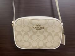 【COACH】ショルダーバッグ ホワイトのサムネイル
