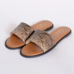 【e様専用】フラットサンダル cepo パイソンのサムネイル