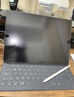 iPad Pro 12.9 第2世代 64GB Apple pencil付きのサムネイル