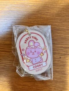 BT21 COOKY アクリルキーホルダー PARTY TIMEのサムネイル
