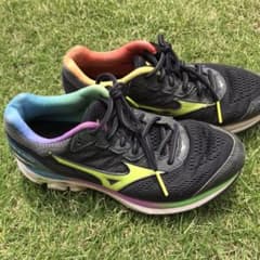 ミズノ　MIZUNO ウエーブライダー 21  【23.5cm】のサムネイル