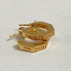 【美品】VERSACE ヴェルサーチ グレカオクタゴン フープピアス 両耳用 美品】VERSACE ヴェルサーチ グレカオクタゴン フープピアス 両耳用