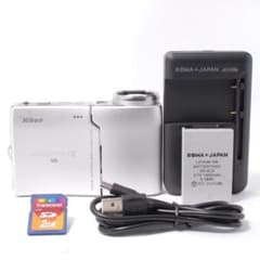スイバル式✨オールドコンデジ Nikon COOLPIX S10 シルバー - メルカリ