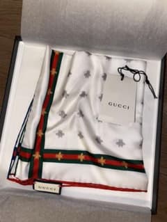 【新品未使用】Gucci シルクスカーフ ハンカチのサムネイル
