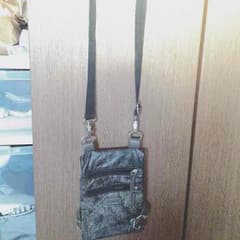 ショルダーバックのサムネイル