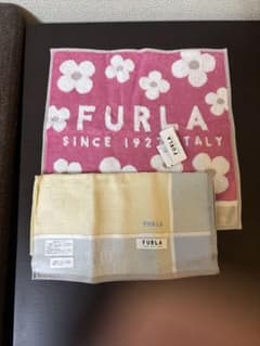 FURLA ハンカチ ミニタオル　2枚セットのサムネイル