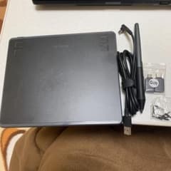 huion ペンタブレットのサムネイル