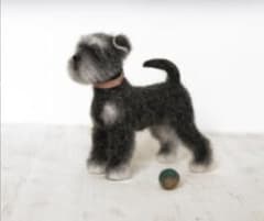 海外作家様 羊毛フェルト 犬 シュナウザーのサムネイル