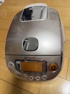 ZOJIRUSHI 圧力IH炊飯器 NP-RK05 本体のサムネイル