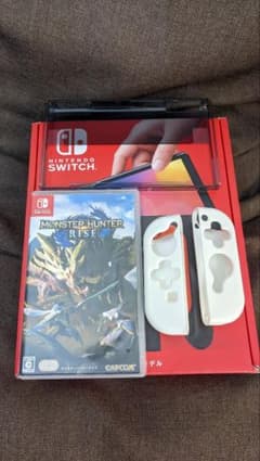 【一部未使用・美品】ニンテンドースイッチ 有機ELモデル オマケありのサムネイル