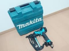 マキタ AT450HAM 高圧フロアタッカ 25～50mm MA線 純正ケース付のサムネイル