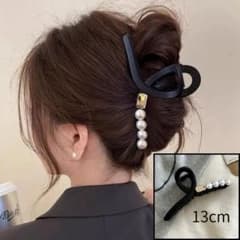 パール付リボン型バンスクリップ 黒 大きめ しっかりホールドのサムネイル