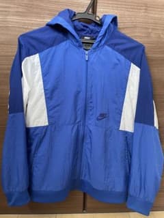 NIKE 薄手アウター 155cmのサムネイル