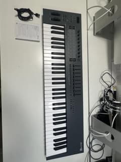 Novation FLkey 61 MIDIキーボード、61鍵のサムネイル