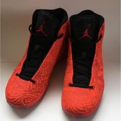 NIKEのサムネイル