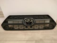 RAV4 オフロードパッケージⅡ 純正グリルのサムネイル