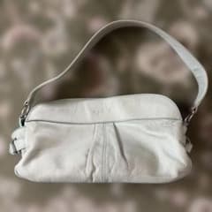 agnes b. レザー ショルダーバッグのサムネイル