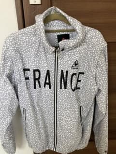 ルコックアウターのサムネイル