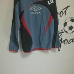 Umbro 長袖ピステ Lサイズ 値下げ交渉可能！のサムネイル
