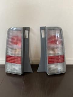 2LC様専用  トヨタbBテールレンズのサムネイル