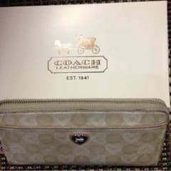 COACH＊長財布のサムネイル