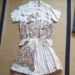 花柄ツーピース レトロのサムネイル