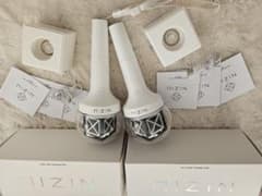 NiziU　ペンライト 2本セット ホワイトのサムネイル