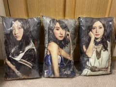乃木坂46 神の手クッション　白石、衛藤、星野、伊藤のサムネイル