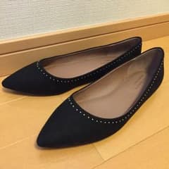 yukaさま専用☆ナノユニバース☆スタッズ付ポインテッドパンプスのサムネイル
