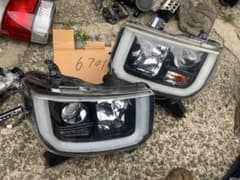 両方レンズ割れ　ダイハツ 純正　ウェイク LED 左右セット 両方レンズ割れ ダイハツ 純正 ウェイク LED 左右セット - メルカリ