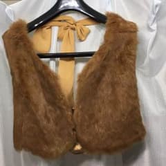 処分出品！Joias フェイクファーベストのサムネイル