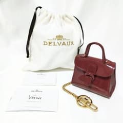 DELVAUX デルボー Venus パテントレザー チャーム バーガンディ DELVAUX デルボー Venus パテントレザー チャーム バーガンディ - メルカリ