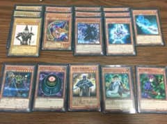 遊戯王 ブラックマジシャンデッキのサムネイル