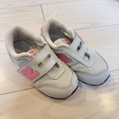 New Balance 400 スニーカー 16cm グレー/ピンクのサムネイル