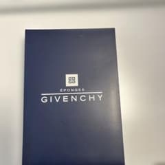 GIVENCHY ハンドタオル　新品のサムネイル