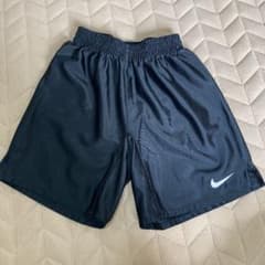 NIKEハーフパンツ150のサムネイル
