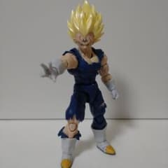 BLACK HOLE TOYS 魔人ベジータ　バトルダメージ版のサムネイル