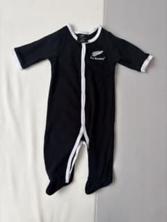 【美品】ALL BLACKS ロンパース 6-12ヶ月 黒　長袖のサムネイル