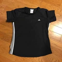 adidasレディスTシャツのサムネイル