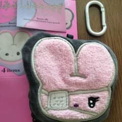 【箱・リーフレットつき新品】しりみみうさぎフェイスポーチbeco+81眼帯メメのサムネイル