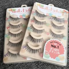 つけまつげのサムネイル