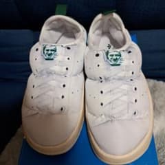 再値下げしました！adidas スリッポンのサムネイル