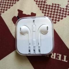 iPhone付属イヤホンのサムネイル