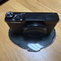 FUJIFILM XQ1 コンパクトデジタルカメラ 本体のサムネイル