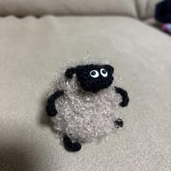 ヒツジのあみぐるみ ハンドメイドのサムネイル