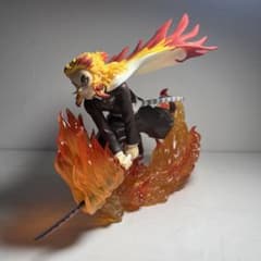 煉獄杏寿郎 フィギュア 炎エフェクト付きのサムネイル