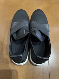 ウォーキングシューズ キュキュッポン ブラックのサムネイル